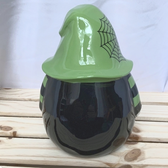 Rae Dunn Trick or Treat Happy Halloween Gnome figurine statue decor - Picture 5 of 10